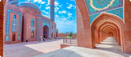 تقابل معماری قدیم و جدید در شهر باکو